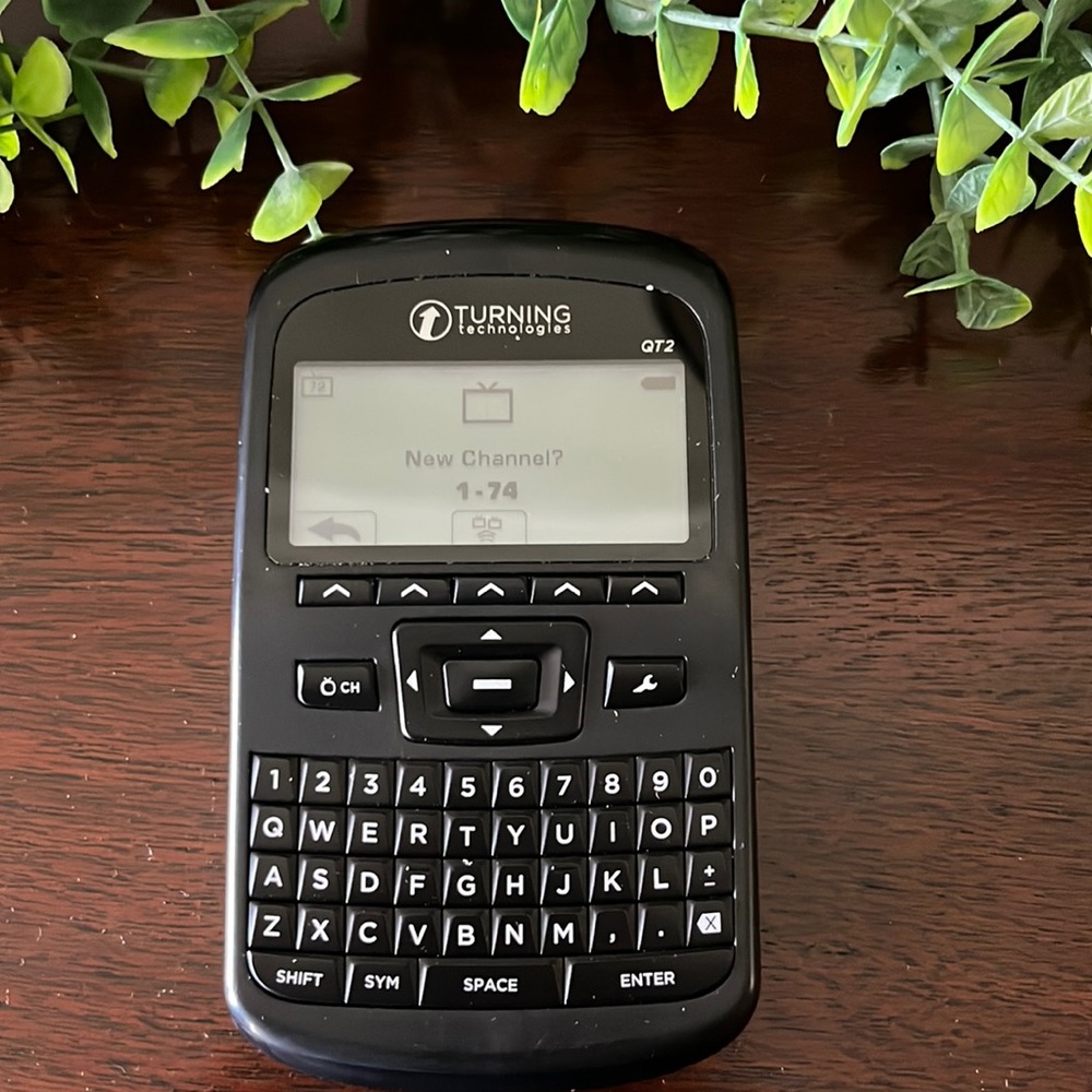 Turning Technologies QT2 Clicker / response device